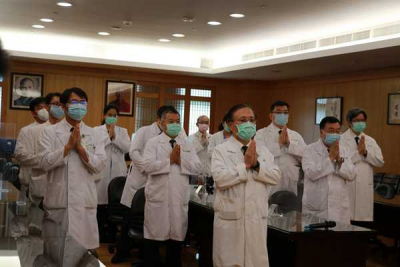 院長往診暫停三個月再啟動 醫療傳大愛