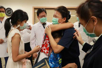 心繫師兄姊 臺中慈院中醫部啟動心田聯絡處養生健康諮詢